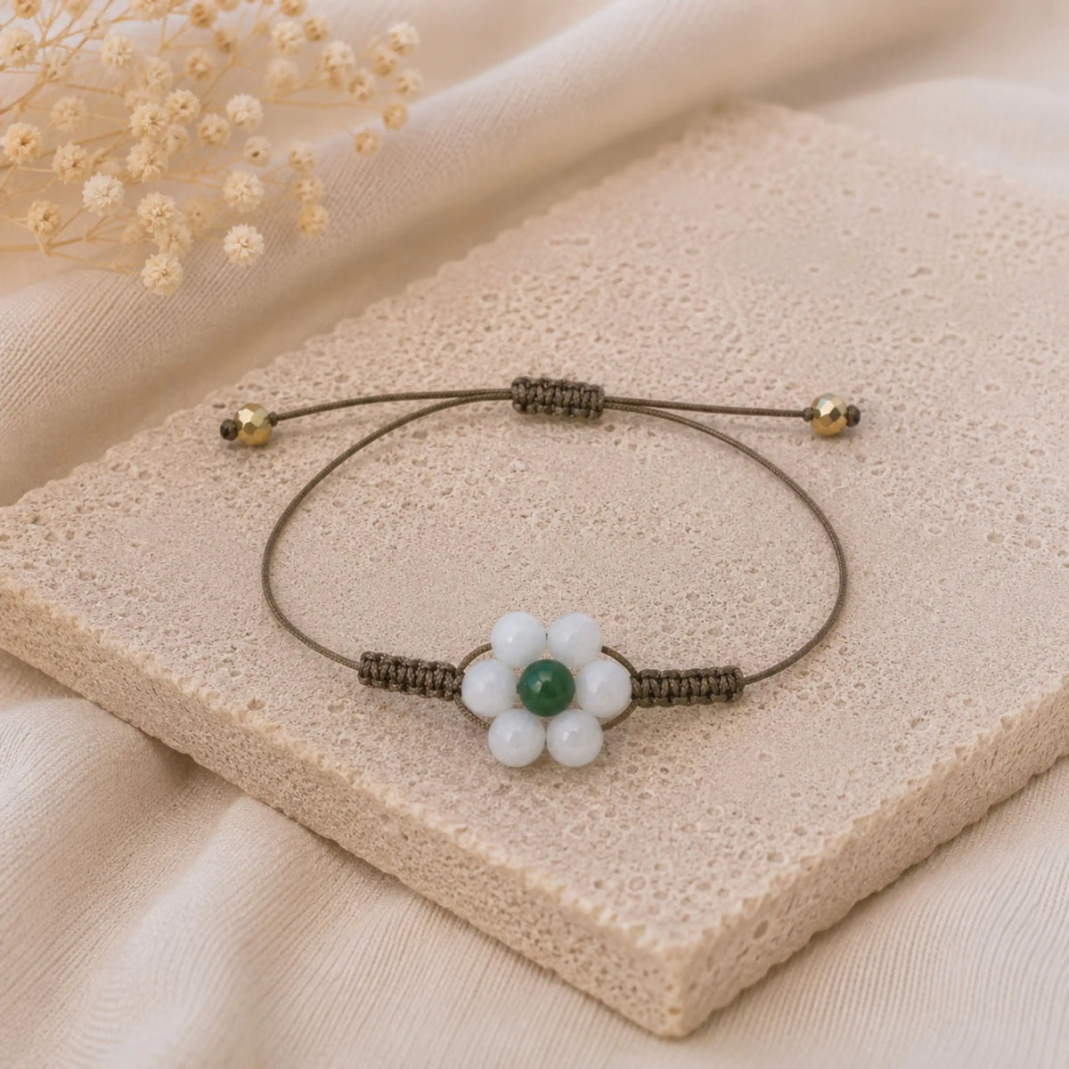 Margaux - Bracelet fleur Péristérite & Jade Néphrite